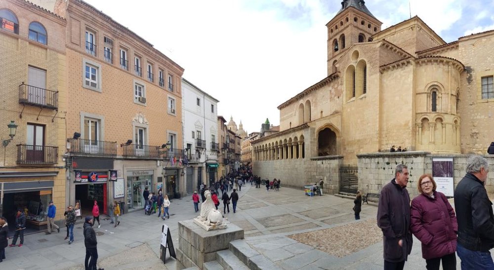 slideshow image